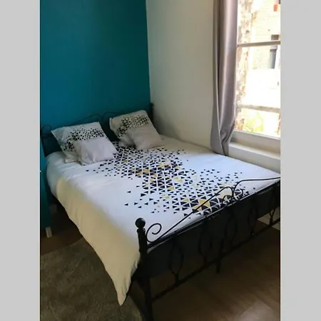 Appartement Spacieux Au Centre Ville D3